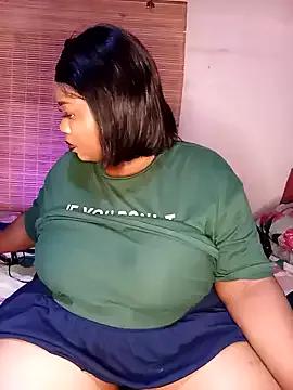 Aalyiah445 from StripChat