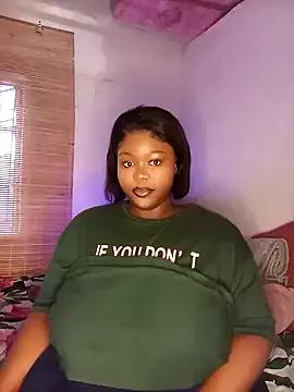 Aalyiah445 from StripChat