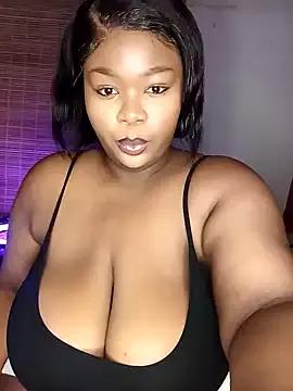 Aalyiah445 from StripChat
