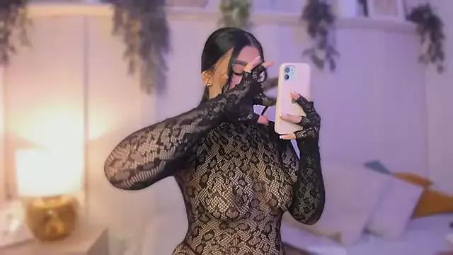 AANNEE_ from StripChat is Freechat