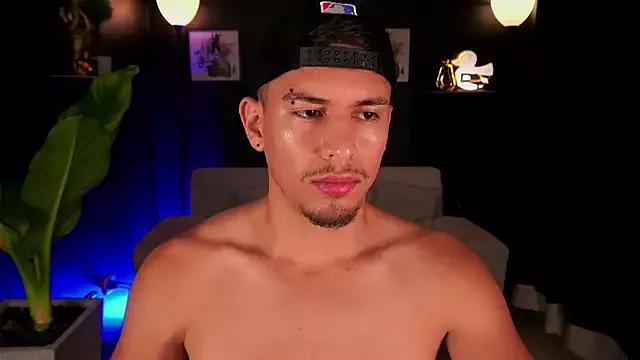 Aaronfox_x from StripChat