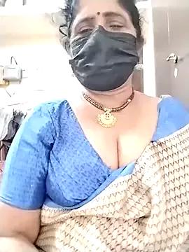 aarthika from StripChat