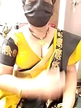 Aarthika webcams show profile image 
