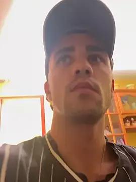 Aavrdvh33 webcams show profile image 