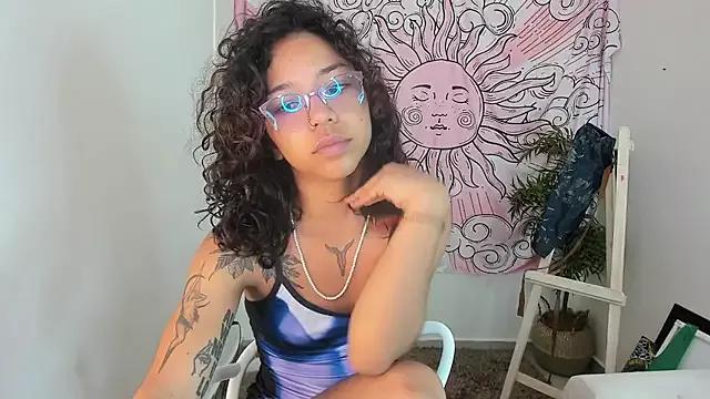 Abby_dove1 from StripChat