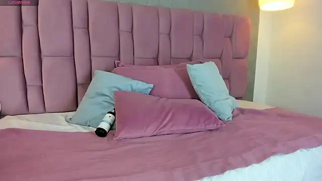 Dirty chat webcam: explore liveshows with versed models, from laying bare to fetishes, in a variety of sexy free adult webcams.