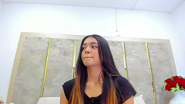 AbbyBeck from StripChat is Freechat