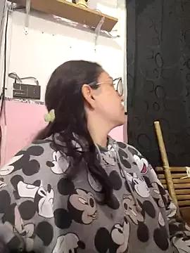 Abbyjoness21 from StripChat