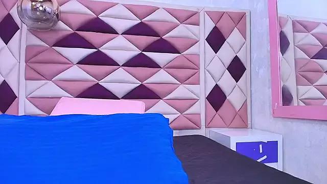 abbyrouss_ from StripChat is Freechat