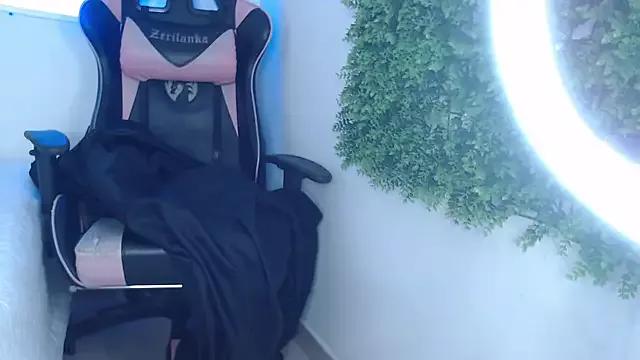 AbbyxPop from StripChat