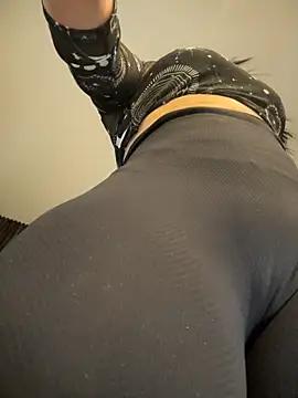 Photos of Abril10_ from StripChat is Freechat
