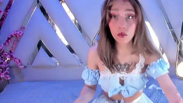 AbrilCooper on StripChat