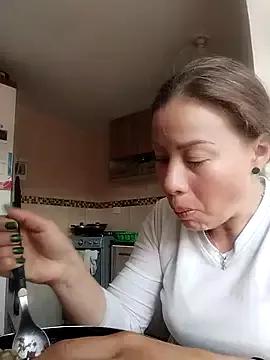 acaryblonde from StripChat