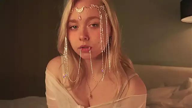 AccaCroyle from StripChat