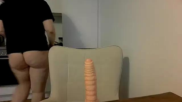 Ada_in_europe webcams show profile image 