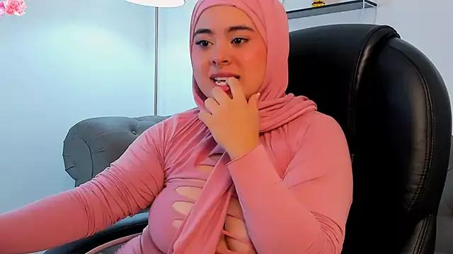 adahara_cute from StripChat