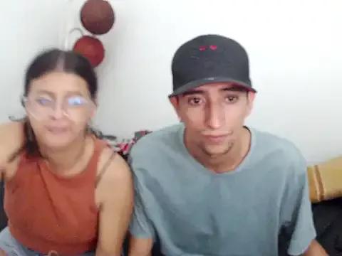 ADAM-HOTT from StripChat