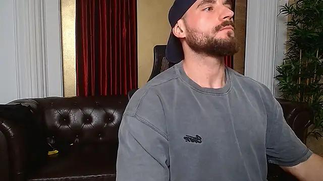 AdamJamesonn from StripChat