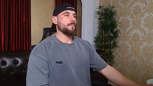 AdamJamesonn from StripChat