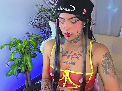 Adamsniki from StripChat is Freechat