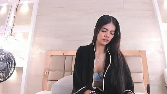 adara_scot from StripChat