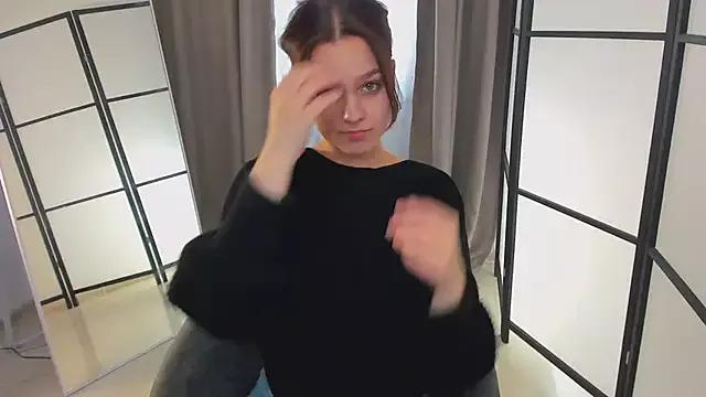 Addelin_Moon from StripChat