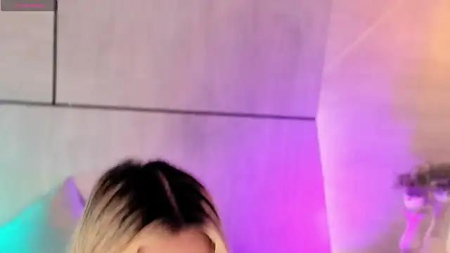 Addison_baker from StripChat