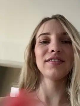 Adelina0001 webcams show profile image 