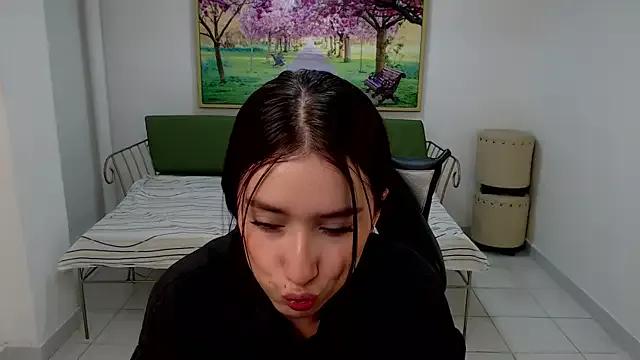 Adhara_Kitten from StripChat