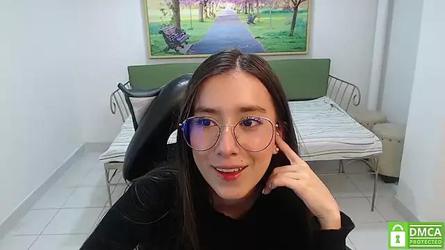 Adhara_Kitten from StripChat