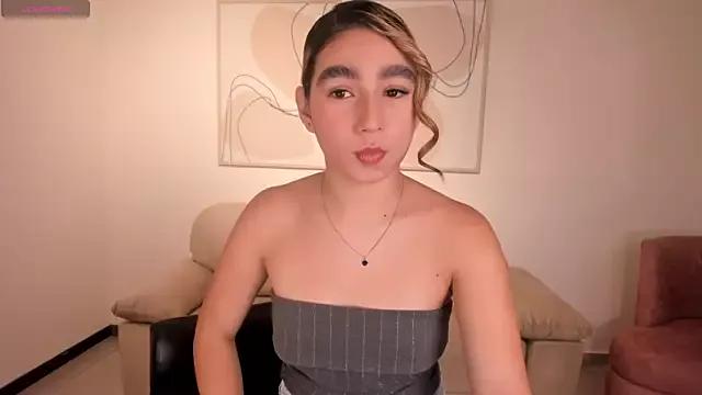 AdharaMoretti from StripChat