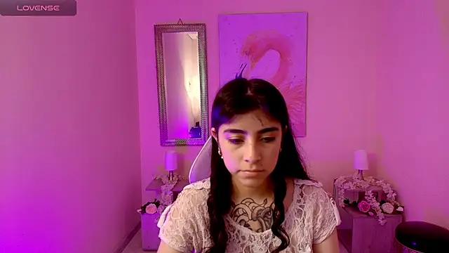 Adri_Gomez_ from StripChat is Freechat
