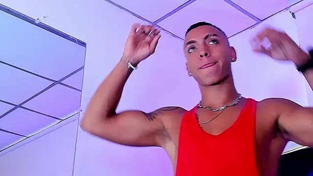 AdriianLopez webcams show profile image 