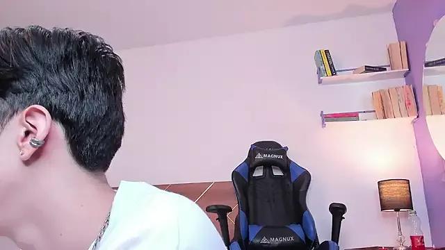 AerumChae webcams show profile image 