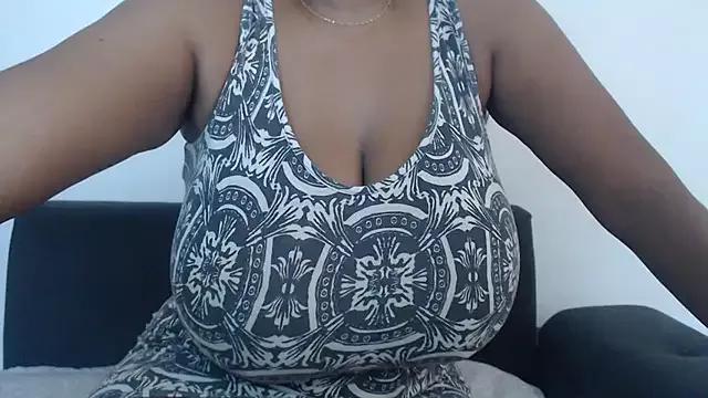 agatfox from StripChat