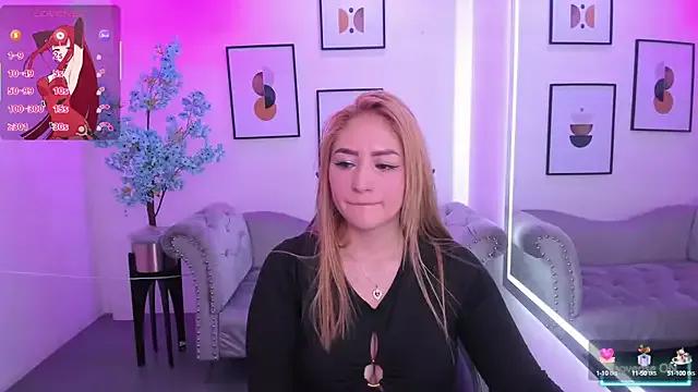 Agatha_luxx from StripChat