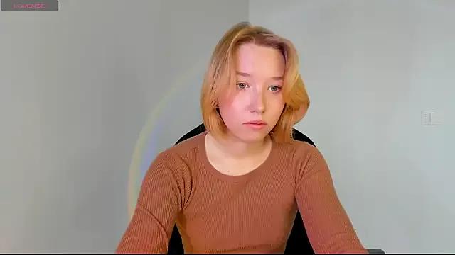 Agatha_May from StripChat