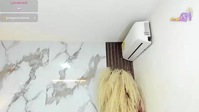 aidaadams from StripChat