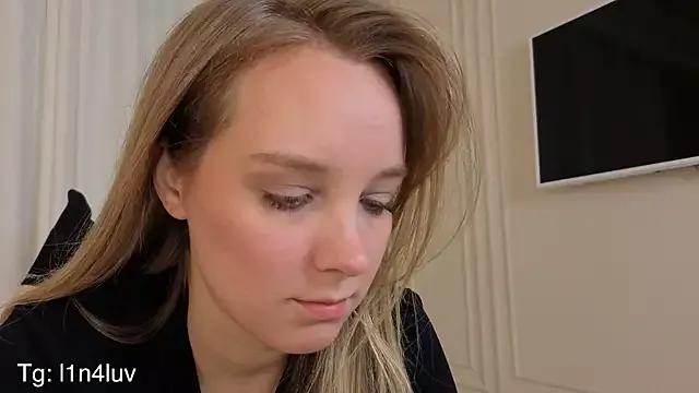 AIicaparkerc from StripChat is Freechat