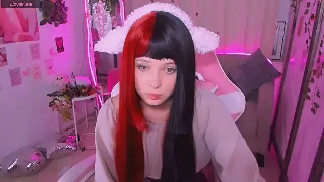 Dirty chat webcam: explore liveshows with versed models, from laying bare to fetishes, in a variety of sexy free adult webcams.