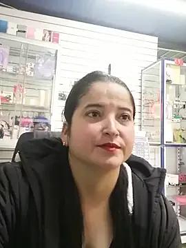 Ainaraazul from StripChat