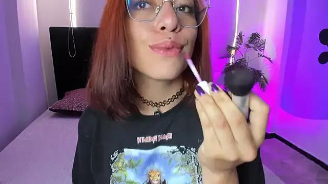 Aishaluna69 from StripChat is Freechat
