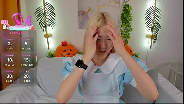 Aisi_18 from StripChat