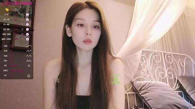 aiyami from StripChat