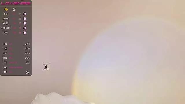 aiyami from StripChat