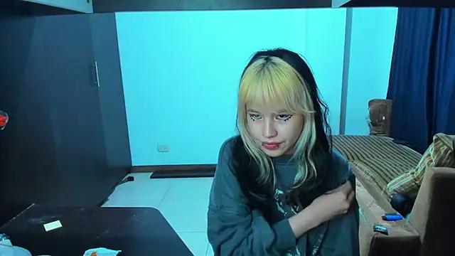 Akane-Mou from StripChat