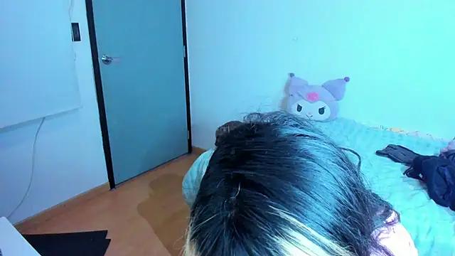 Akane-Mou from StripChat