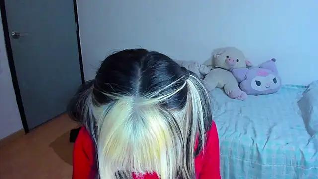 Akane-Mou from StripChat