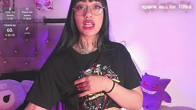 Akari1_Mischief from StripChat