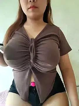 Akira_sera from StripChat is Freechat